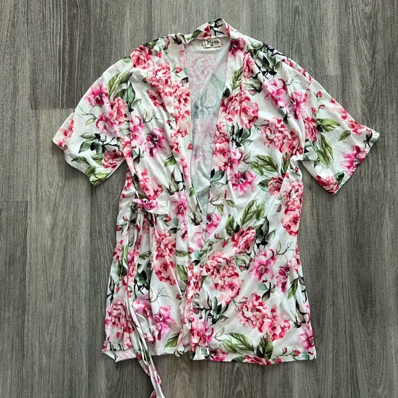 show me your mumu robe - Picture 6 of 7